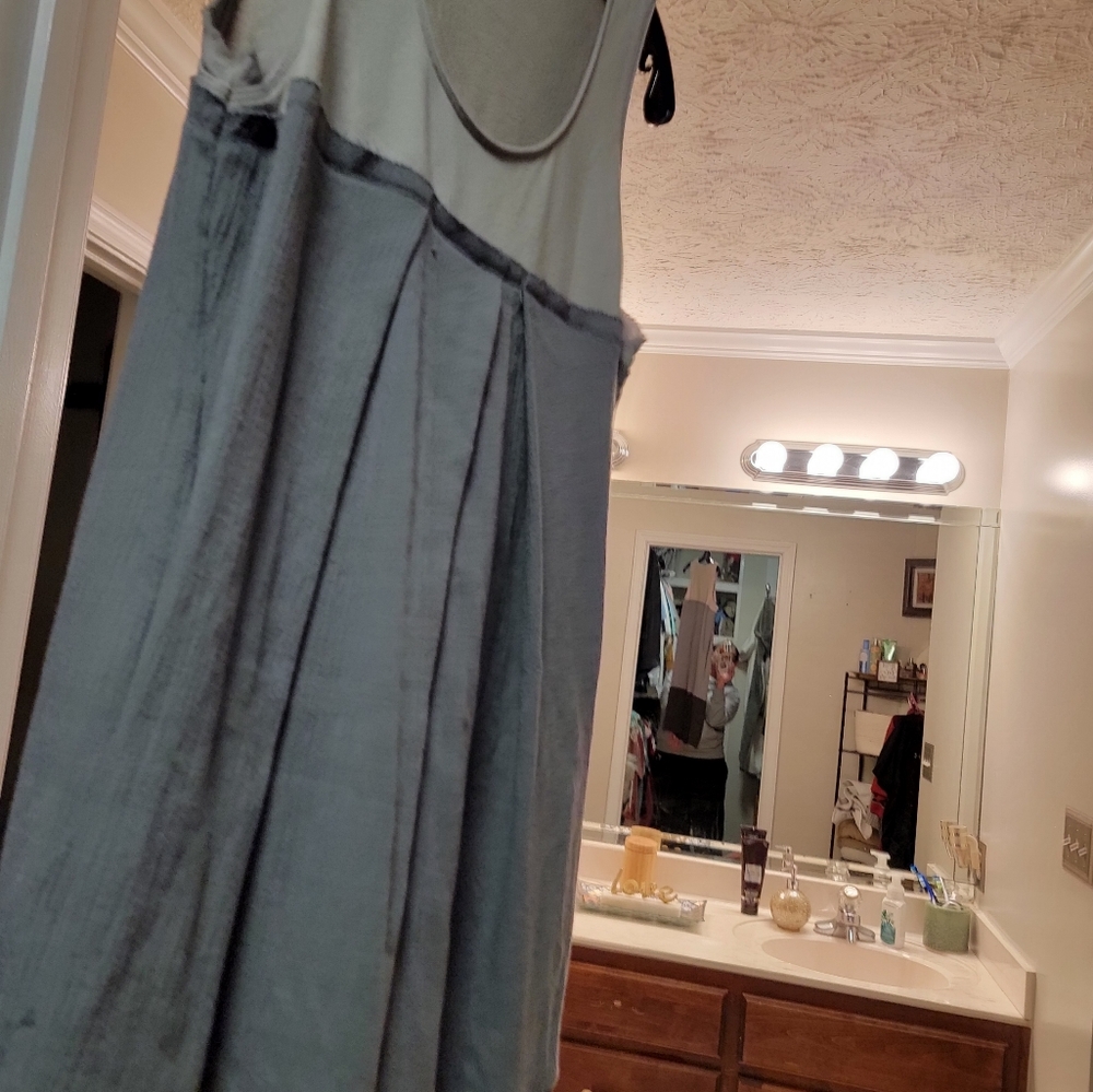 Vera Wang dress